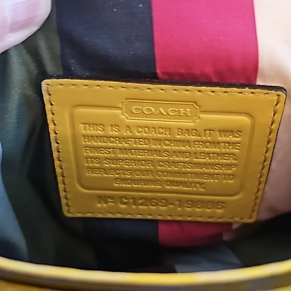 💛Coach Legacy Mini Wilis Bag with Charms and Matching Card Holder, NOT OUTLET💛 - Picture 9 of 12